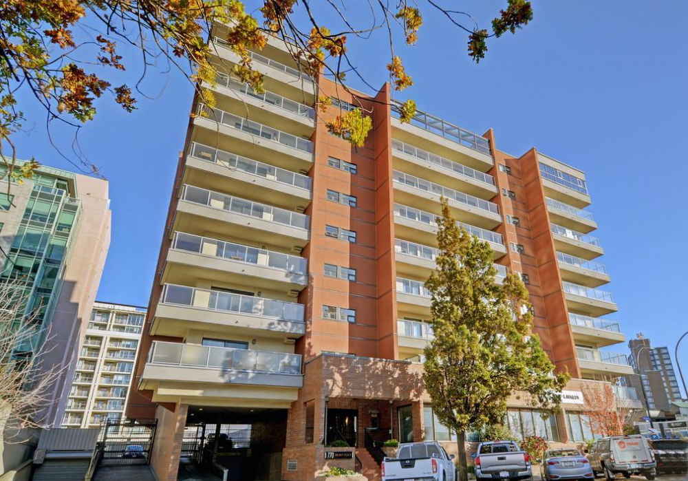 770 Cormorant St - 201