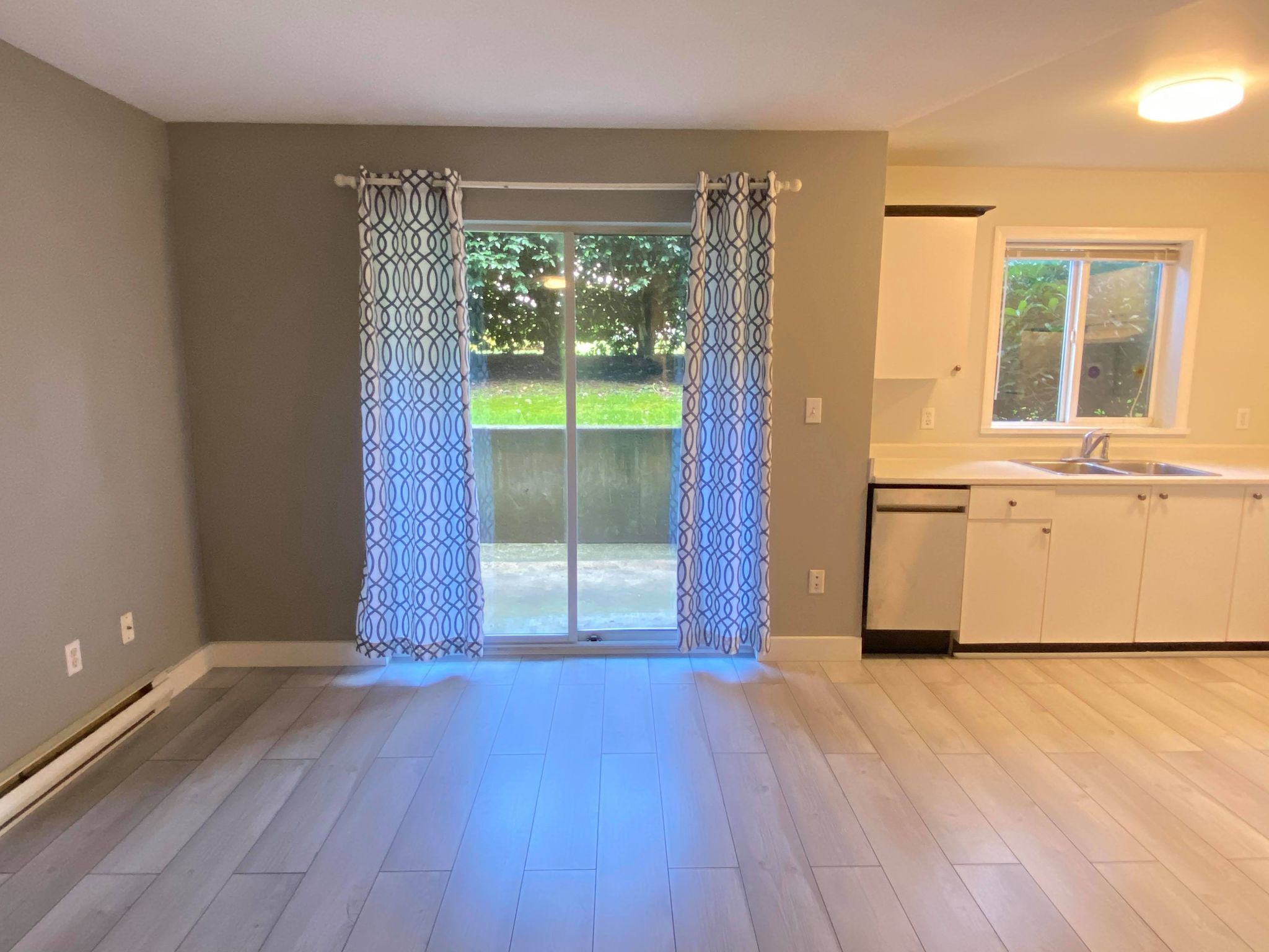 110 Braidwood Manor - 1