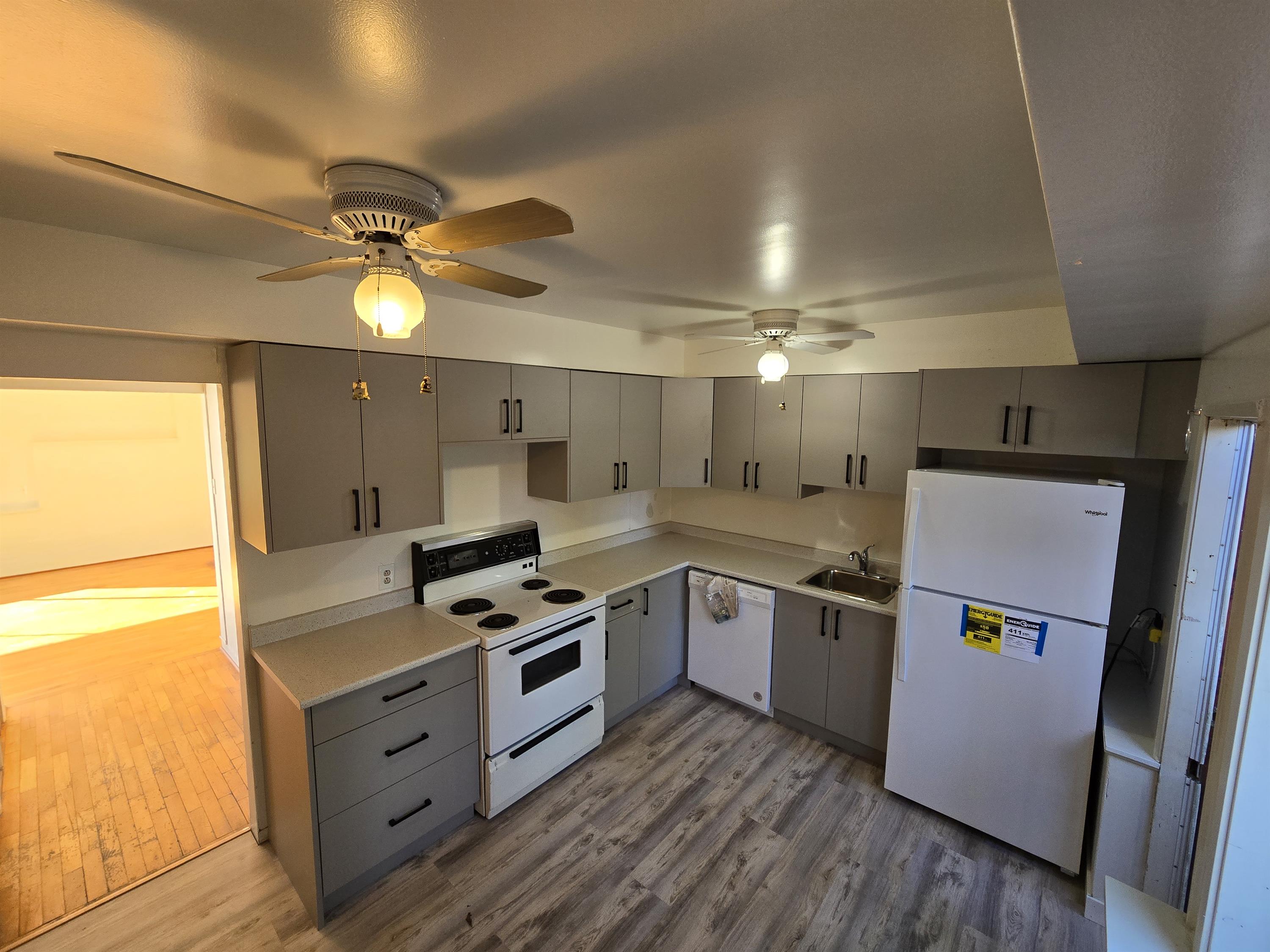 611 Fernhill Road - 1